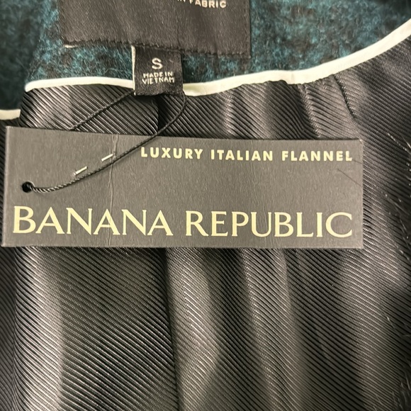 Banana Republic Luxury Italian Flannel Coat - Picture 13 of 16